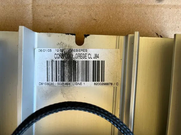 Rail d'accoudoir électrique OEM 8200298878 Renault image 3