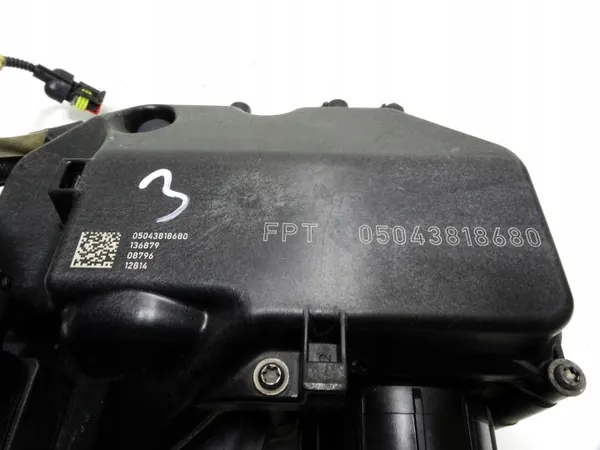 Pompe AdBlue Iveco OE OEM 05043818680 pour Stralis image 6