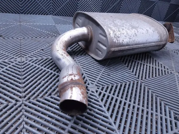 Pakoputken vaimennin Ford Mustang VI FR3Z-5230-MA image 3