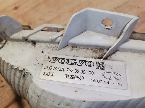 VOLVO V40 II DRL Luz Diurna Esquerda OEM image 2