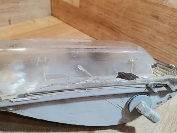 VOLVO V40 II DRL Luz Diurna Esquerda OEM image 4