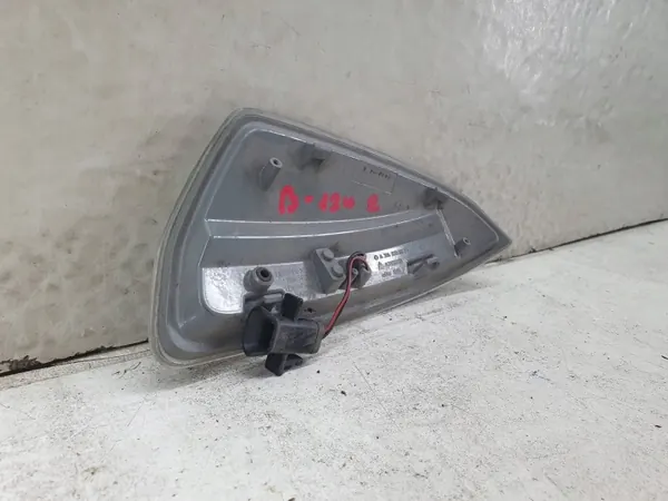 Intermitente derecho OEM A2048200821 Mercedes image 6