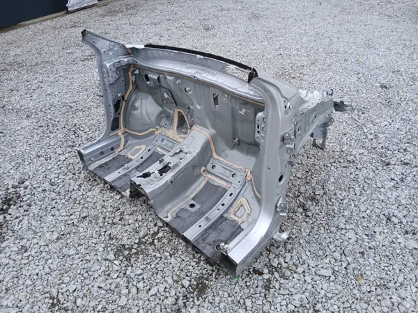 Longeron quart gauche avant Toyota Yaris IV OEM image 5