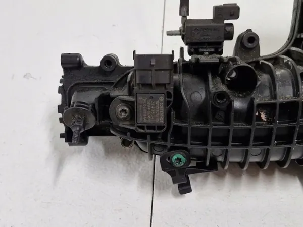 Colector de admisión Volvo V40 II 2.0 D4 OEM 31431955 image 3