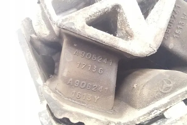 Support moteur MERCEDES-BENZ SPRINTER 3-T A9062411713G image 2