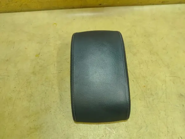 Apoio de Braço MONDEO MK4 Peça OEM - Estado Usado image 2