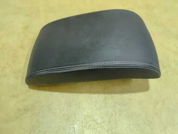 Apoio de Braço MONDEO MK4 Peça OEM - Estado Usado image 4