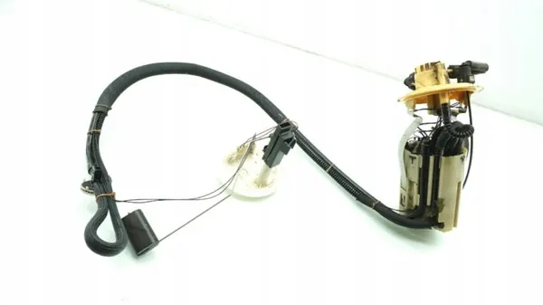 Volvo S80 I Lift 2.4 D5 Bränslepump OEM 8621966 image 2