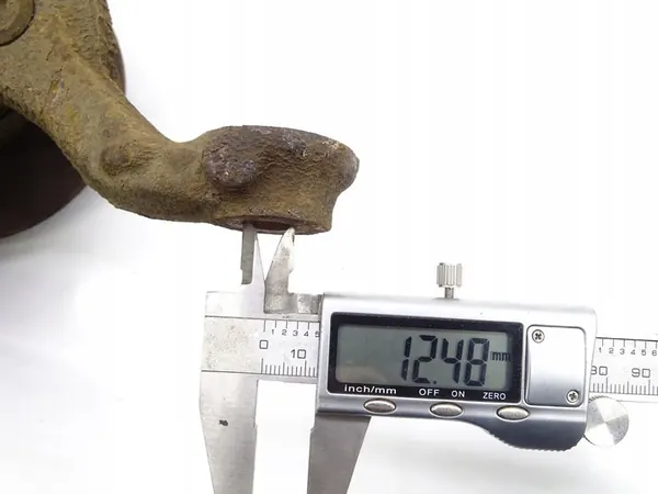 Snodo anteriore destro Skoda Octavia III 5Q0256P image 4