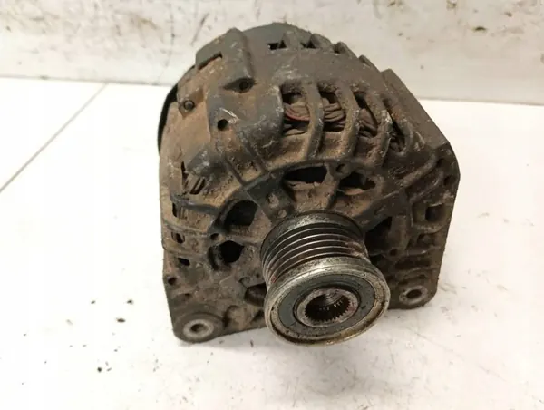 Opel Vivaro Alternaattori 2004 1.9L OEM 8200086130 image 2