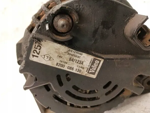 Opel Vivaro Alternaattori 2004 1.9L OEM 8200086130 image 3