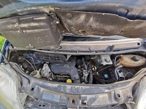 Opel Vivaro Alternaattori 2004 1.9L OEM 8200086130 image 7