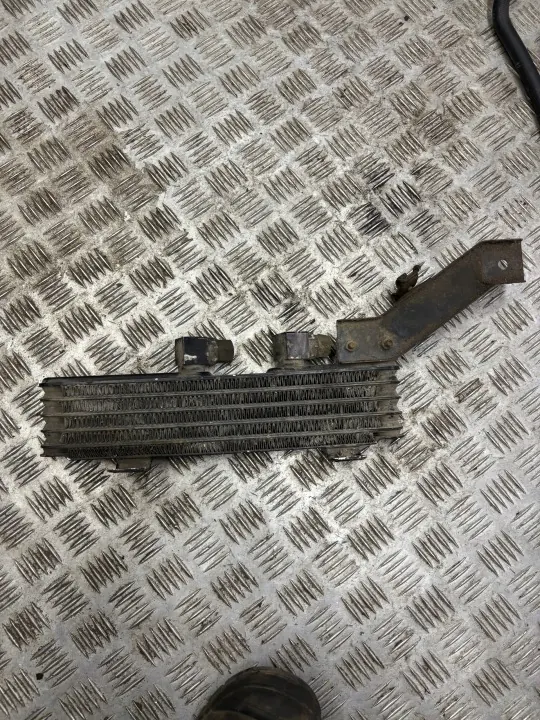Arrefecedor de óleo Mitsubishi OE OEM CHŁODNICA image 2