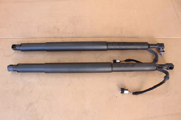 BMW 7397905 7397906 klepstut voor 6 Serie G32 image 2