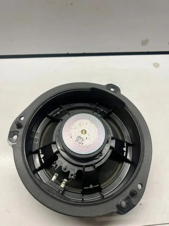 Subwoofer OEM YQP3942 för Audi A4 S4 B9 Fram image 5