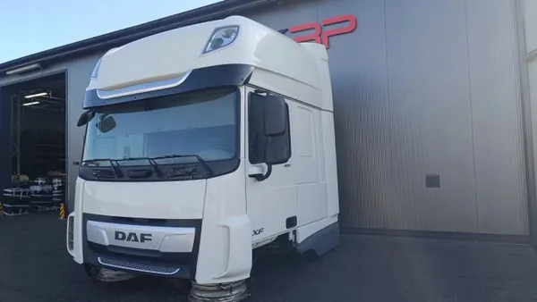 Cabine DAF XF 106 480 OEM 1658408 - État Utilisé image 2