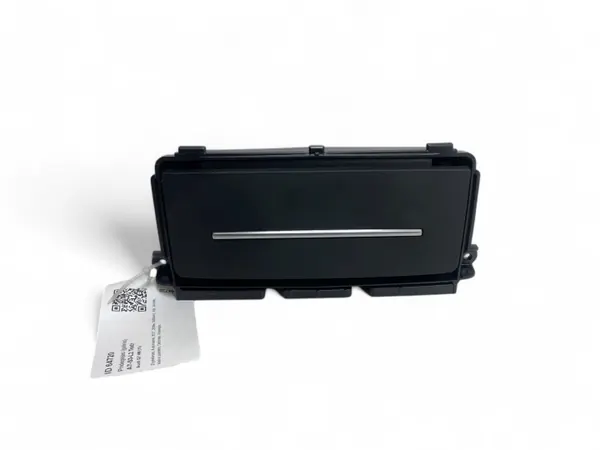 Prise allume-cigare arrière Audi Q7 OEM 4M0864061 image 4