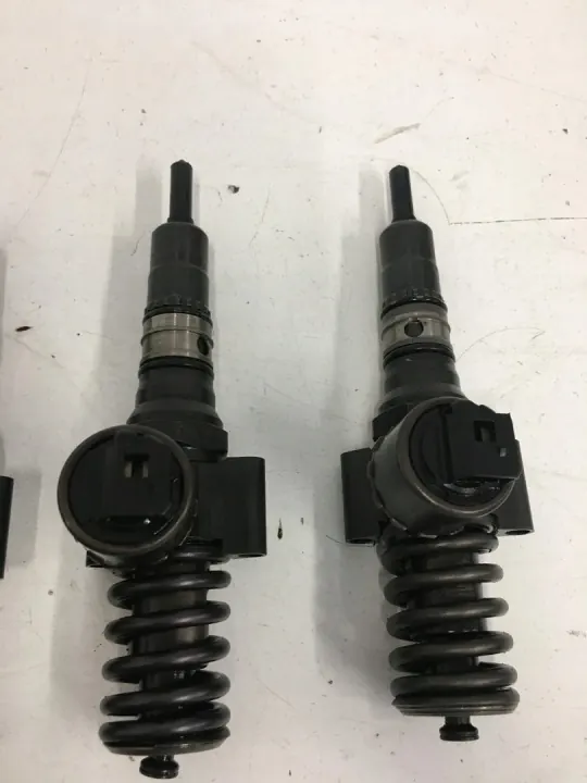 Ruiskutuspumppu OEM 03G130073B 2.0 TDI:lle image 4
