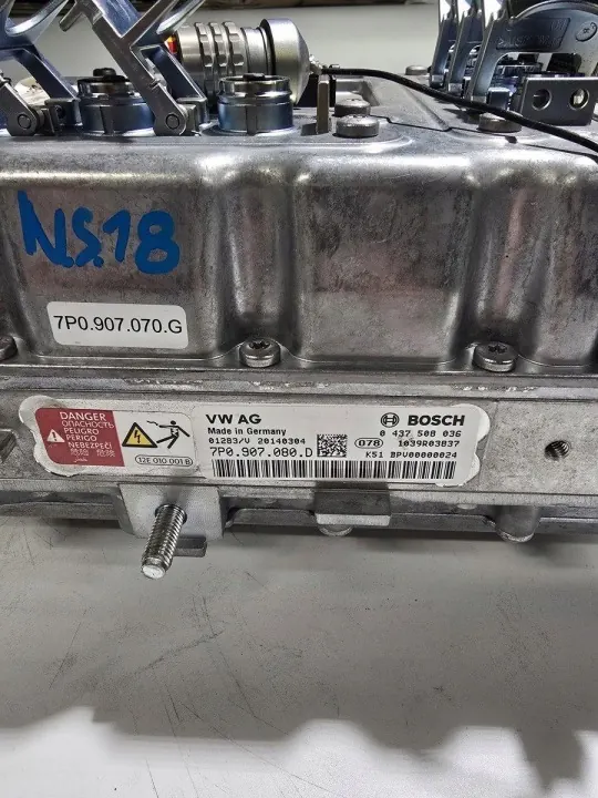 OEM 7P0907080D Inversor para VW Touareg II - Usado image 3