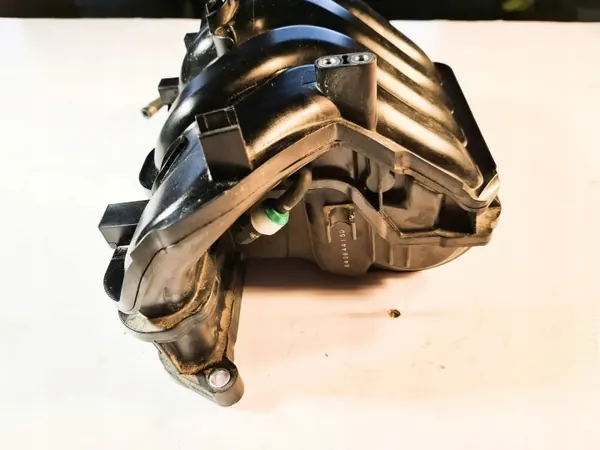 Colector de admisión OEM 283102B640 para Hyundai Tucson 1.6L image 3