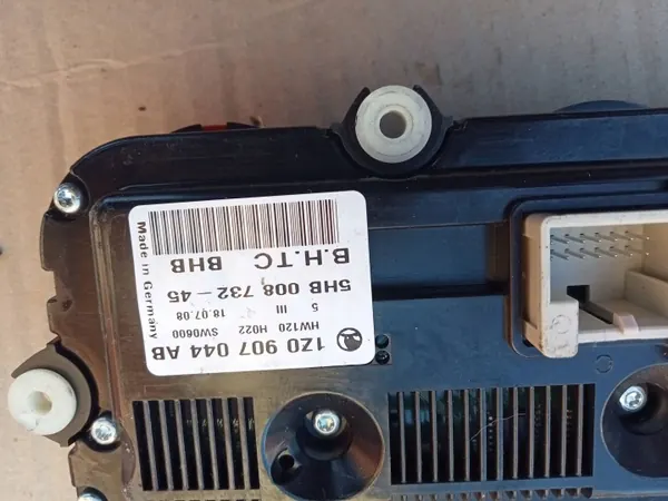 Skoda Octavia Mk2 klimatpaneler OEM 1Z0907044AB image 3