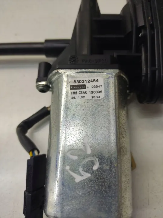 Moteur de siège BMW OEM 312454 pour Série 7 E65/E66 image 6