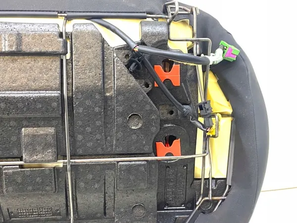 OEM 4H0885203 Siège arrière cuir Audi A8 image 5