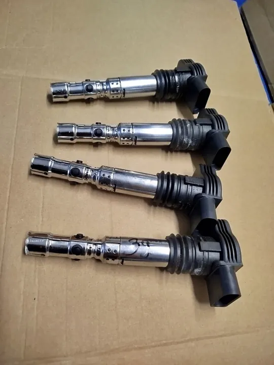 Bobina de ignição AUDI SKODA 1.8 T AUQ 06A905115D image 2