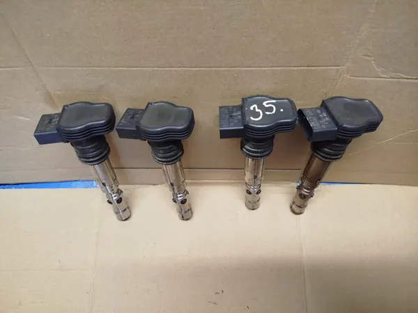 Bobina de ignição AUDI SKODA 1.8 T AUQ 06A905115D image 4