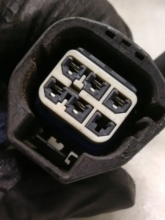 Pysäköintilämmitys Ford Focus C-MAX OEM 3M5H18K464AD image 3