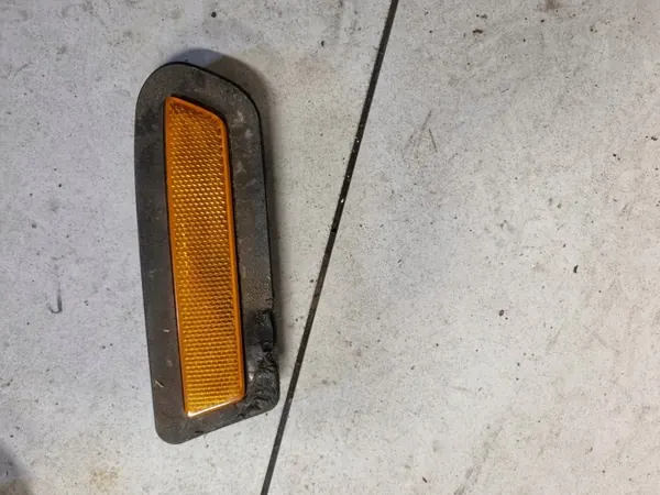 Audi A4 B9 höger framskärm OEM 8W9945404 image 2