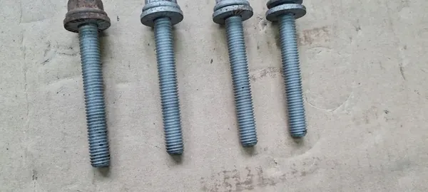 Q5 8R SQ5 Vis de montage avant OEM SRUBY image 4