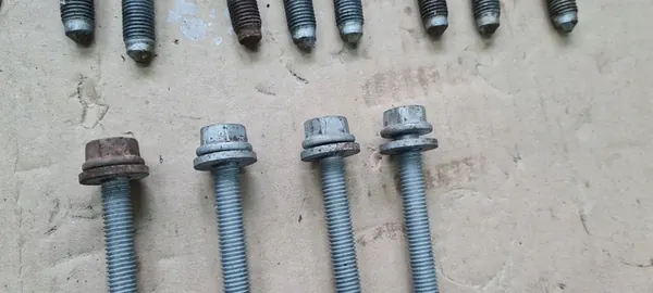 Q5 8R SQ5 Vis de montage avant OEM SRUBY image 5