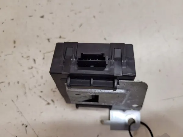 Jaguar S-Type Controllers 2R8319G252AC image 2