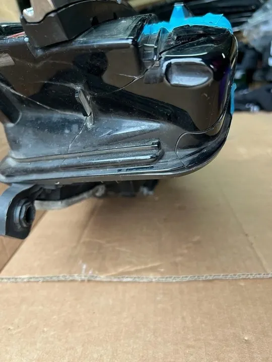 Farol esquerdo completo VW Touareg III 2018-2023 OEM image 7