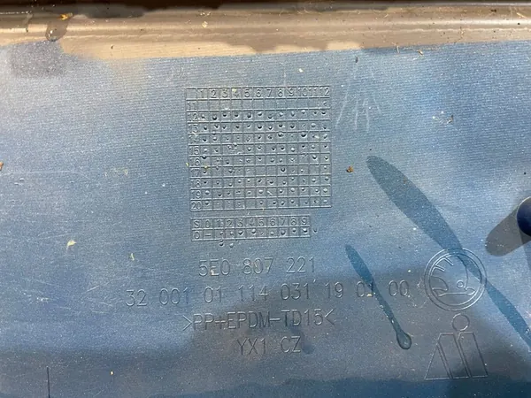 Griglia paraurti anteriore Skoda Octavia III 2012-2016 OEM image 9