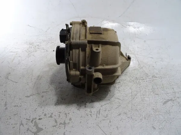Vaihtovirtageneraattori Mercedes A0001502850 W461 14V 150A image 6