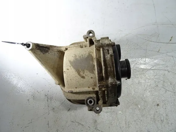 Vaihtovirtageneraattori Mercedes A0001502850 W461 14V 150A image 7