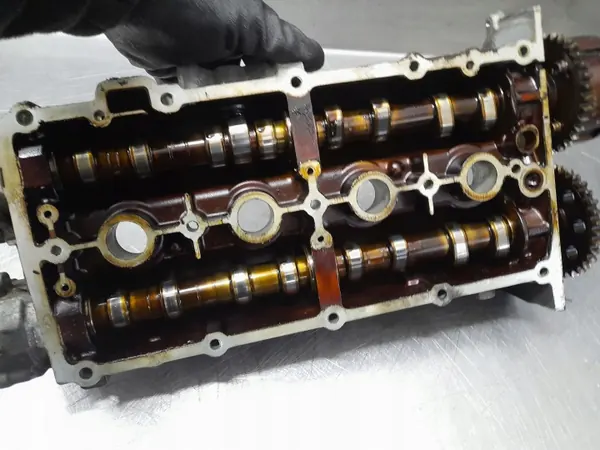 OEM 03C103475AA Couvre-culasse VW Audi 1.4/1.6 FSI image 5