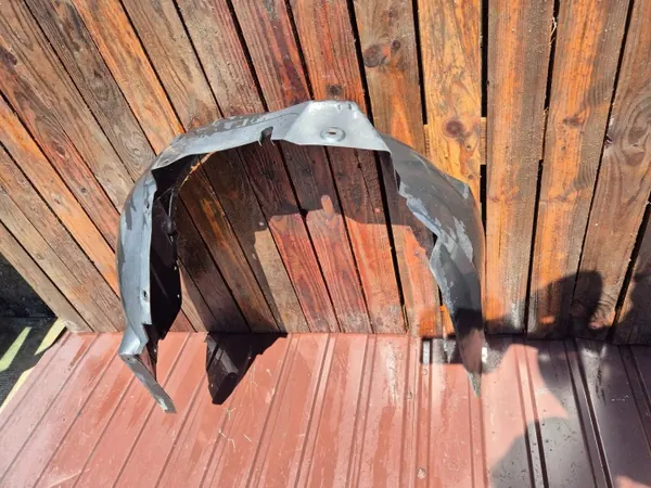Gebrauchter Audi OE Kotflügel vorne OEM 4B0821172C image 2