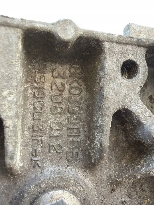 Suporte da Caixa de Velocidades OEM 8KO399115S para Audi A4 image 4