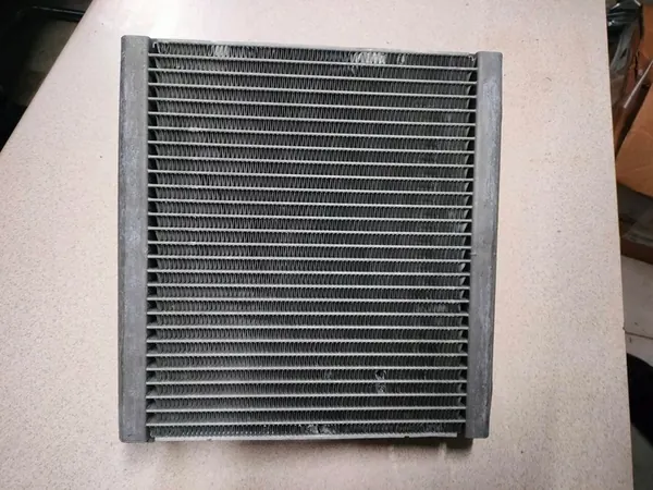 Evaporador de Aire Acondicionado HYUNDAI KONA 2017-2023 97139J9000 image 3