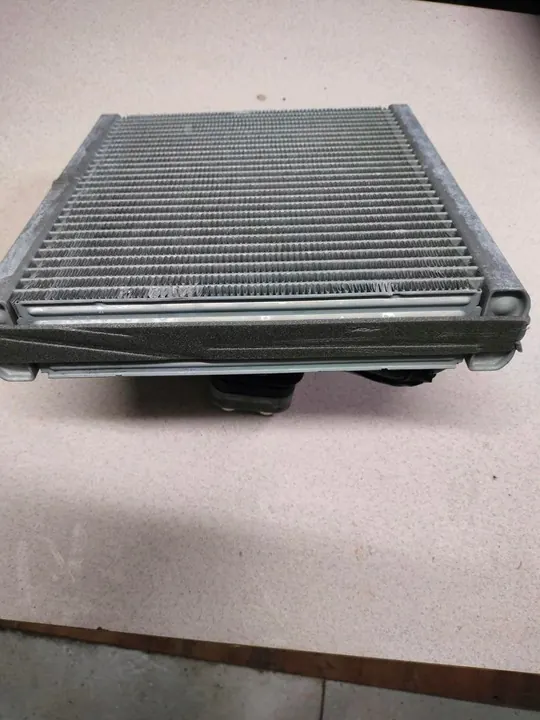 Evaporador de Aire Acondicionado HYUNDAI KONA 2017-2023 97139J9000 image 4