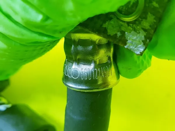 Vesiputki Turbo Audi A4 B7 A3 8P A6 C6 2.0 TFSI image 5