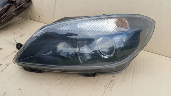 FARO DI FRONTAL COMPLETO SKODA FABIA 2 II LIFT MONTE CARLO image 8