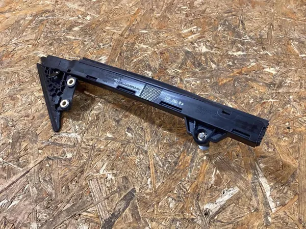 Porsche 911 992 voorlinker deurafdichting OEM 992837391A image 4