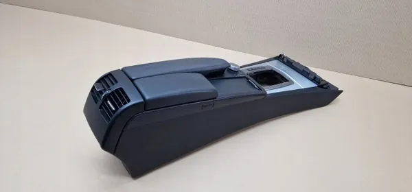 Reposabrazos túnel Mercedes-Benz C W204 Pieza OEM image 4