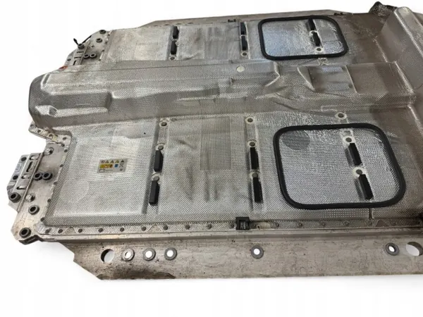 Celda batería BMW i4 OEM 8851803 - Usado image 3