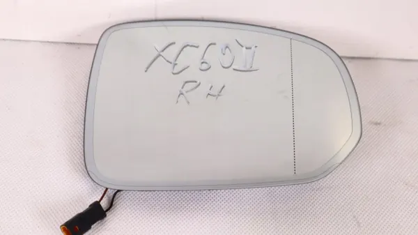 Volvo XC60 II rechter spiegelinzet OEM 31462669 image 2