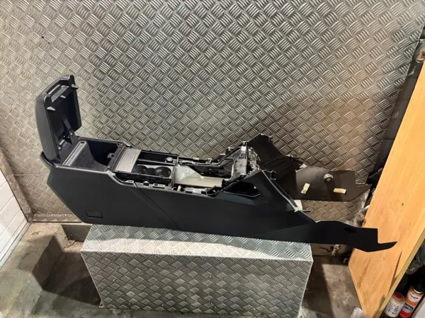 Accoudoir tunnel central OEM pour Range Rover Evoque image 2